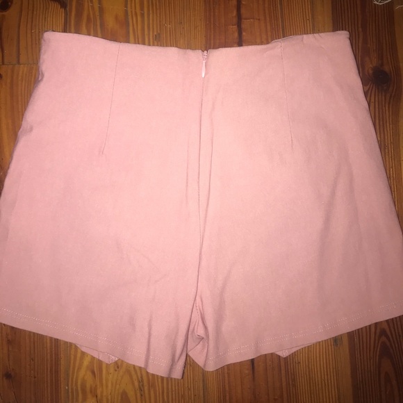 Envelope skort - Picture 2 of 2